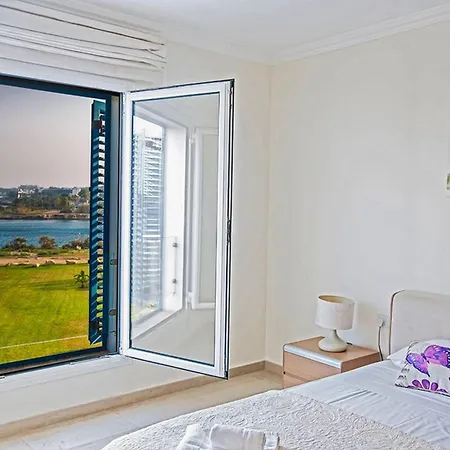Fig Tree Bay Frontline,luxury 4bdr Sea-front With Pool Protaras