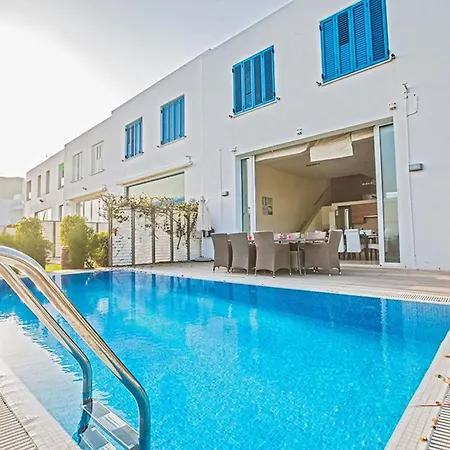 Villa Fig Tree Bay Frontline,luxury 4bdr Sea-front With Pool Protaras