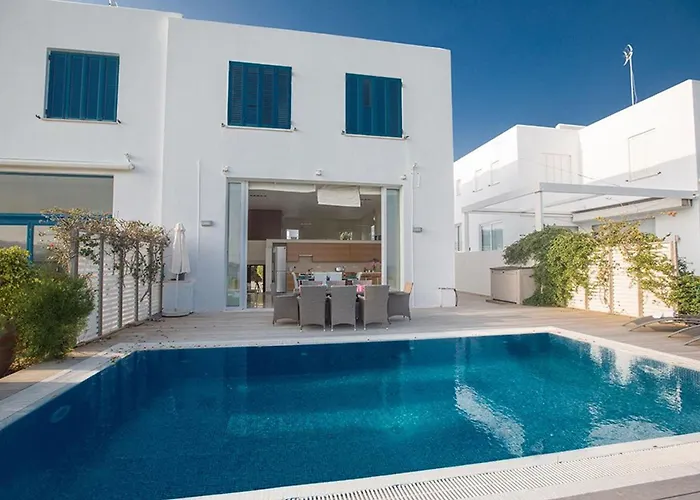 빌라 Fig Tree Bay Frontline,luxury 4bdr Sea-front With Pool *