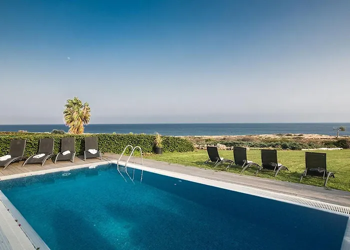 别墅 Fig Tree Bay Frontline,luxury 4bdr Sea-front With Pool