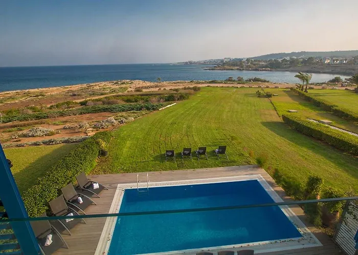 Fig Tree Bay Frontline,luxury 4bdr Sea-front With Pool * 普罗塔拉斯